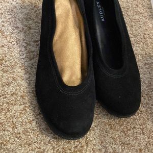 Black Audrey heels